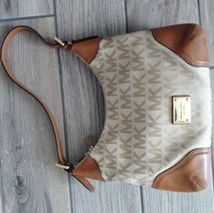 SOLD!! Michael Kors handbag!